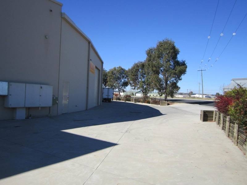 Shop 1   14 Stockland Drive, Bathurst NSW 2795