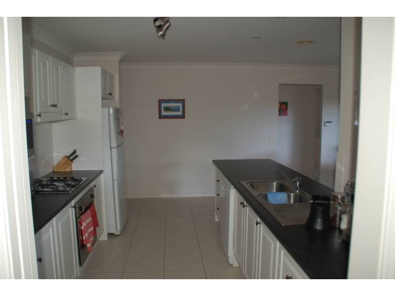 23 Federation Drive, Bathurst NSW 2795