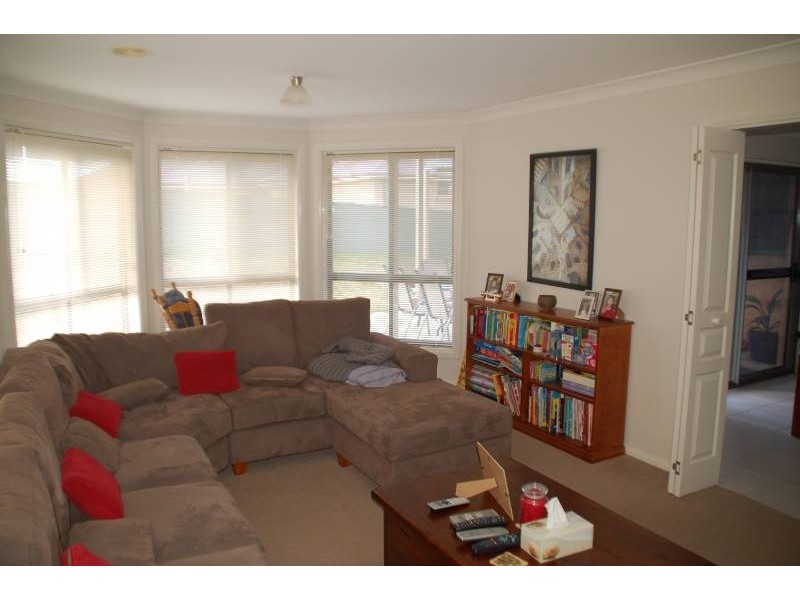 23 Federation Drive, Bathurst NSW 2795