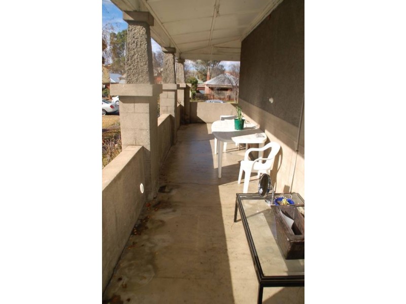 67 – 69 Seymour Street, Bathurst NSW 2795