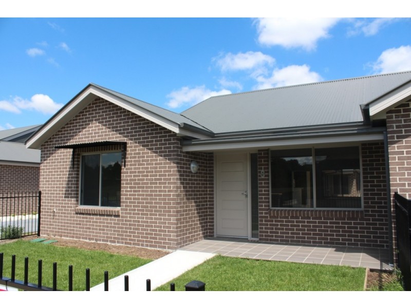 8/190 Gilmour Street, Bathurst NSW 2795