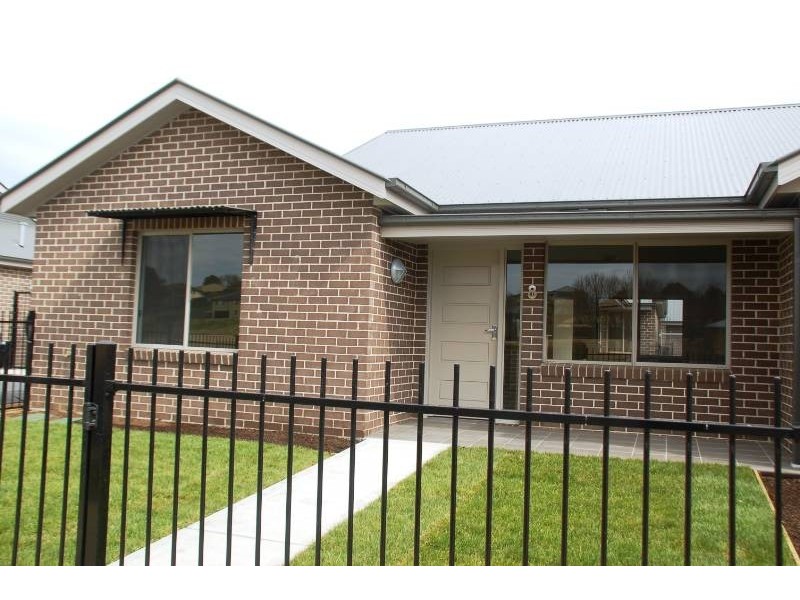 9/190 Gilmour Street, Bathurst NSW 2795