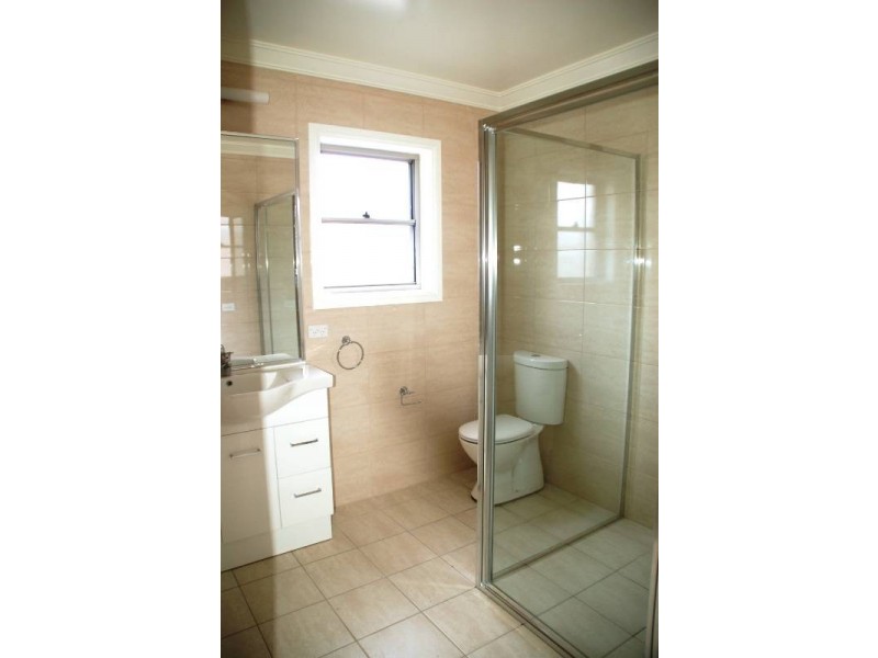 9/190 Gilmour Street, Bathurst NSW 2795
