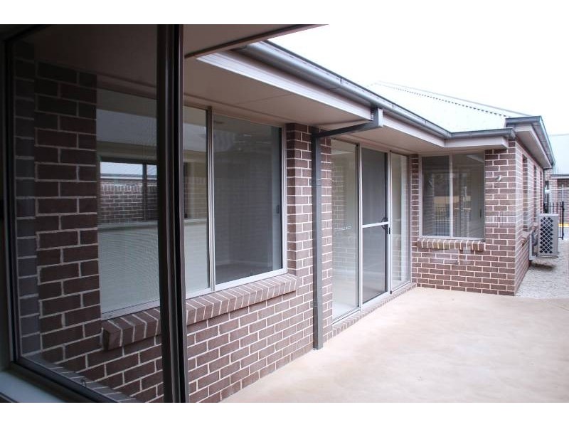 9/190 Gilmour Street, Bathurst NSW 2795
