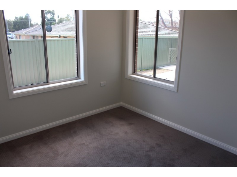 11/190 Gilmour Street, Bathurst NSW 2795
