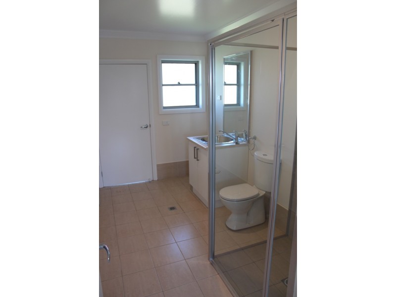 12/190 Gilmour Street, Bathurst NSW 2795