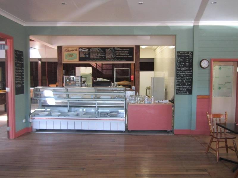 2A Piper, Bathurst NSW 2795