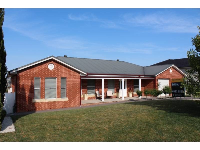 50 Ilumba Way, Bathurst NSW 2795