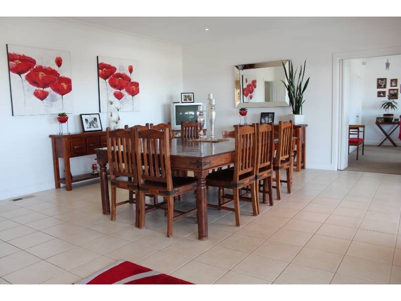 50 Ilumba Way, Bathurst NSW 2795