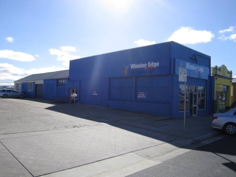 65 George St, Bathurst NSW 2795