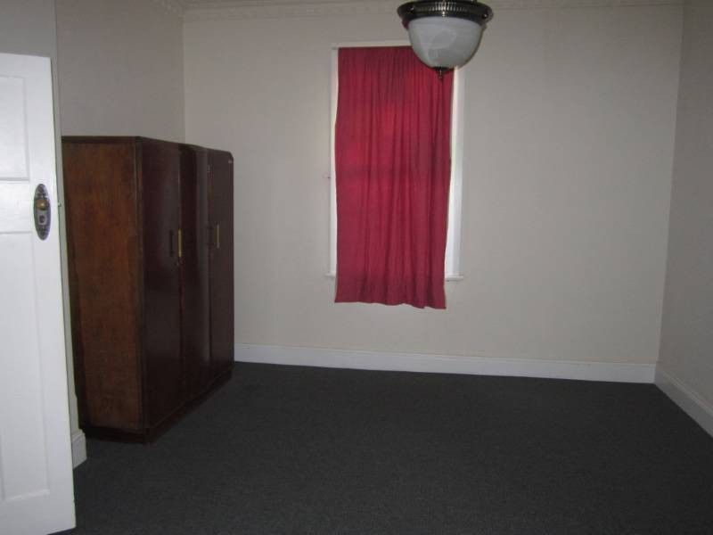 Flat 1  49 Keppel, Bathurst NSW 2795