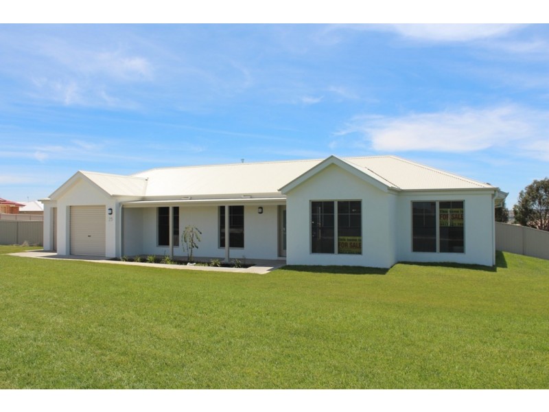 25 Westbourne Drive, Bathurst NSW 2795