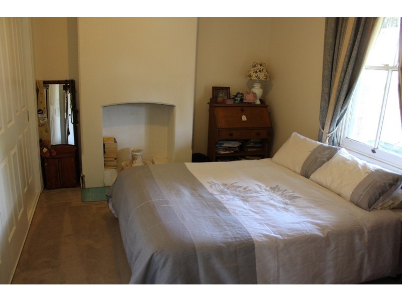 17 Gilmour Street, Bathurst NSW 2795