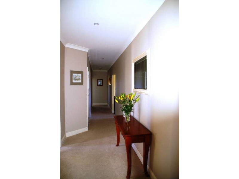 71 Blue Ridge Drive, Bathurst NSW 2795