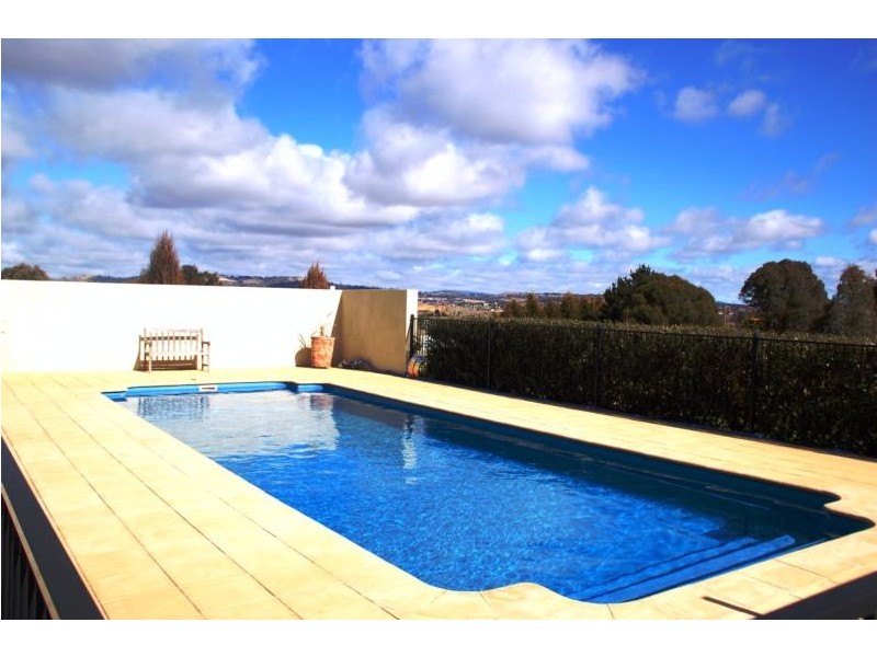 71 Blue Ridge Drive, Bathurst NSW 2795