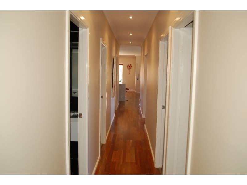 84 Hughes Street, Bathurst NSW 2795