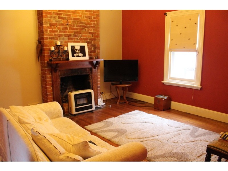 140 Stewart Street, Bathurst NSW 2795
