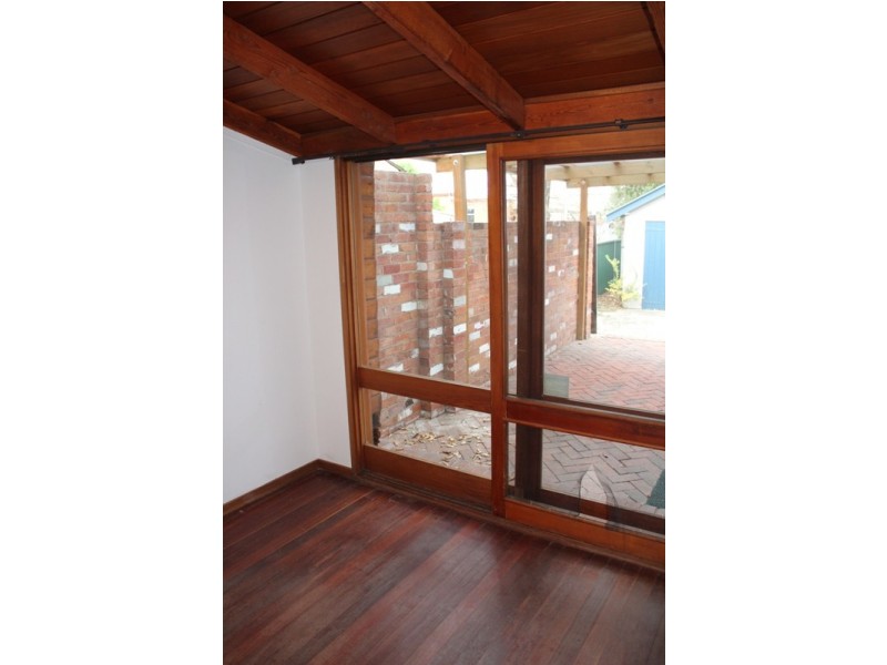 283 Russell Street, Bathurst NSW 2795