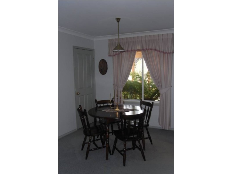 6 Hastings Place, Bathurst NSW 2795