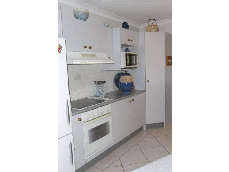 6 Hastings Place, Bathurst NSW 2795