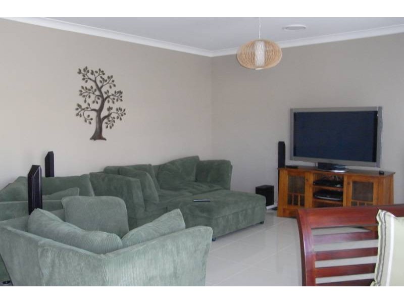 16 Robindale Court, Bathurst NSW 2795