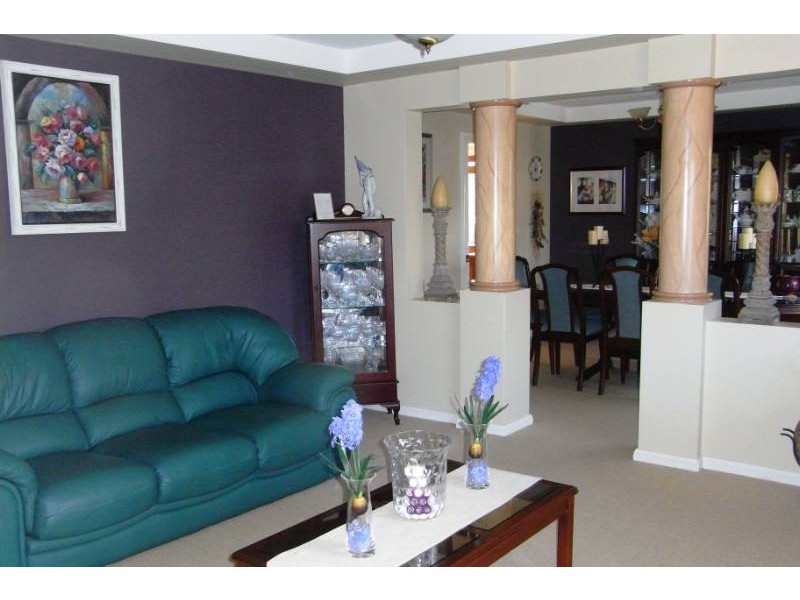 27 Country Way, Bathurst NSW 2795