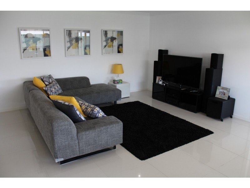 78 Freeman Circuit, Bathurst NSW 2795