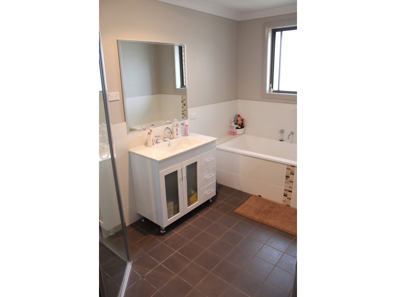 574 Eleven Mile Drive, Bathurst NSW 2795