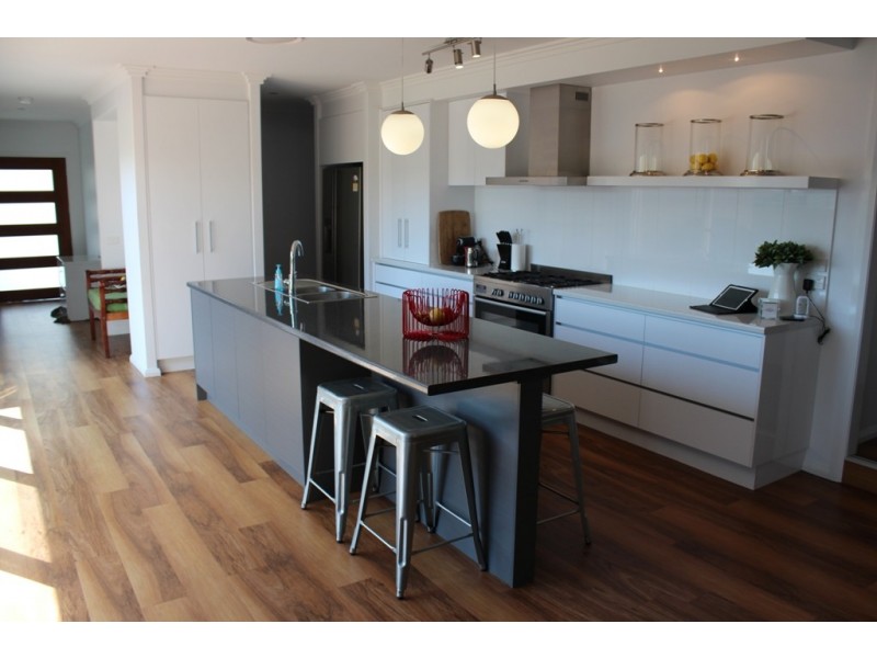 35 Cheviot Drive, Bathurst NSW 2795