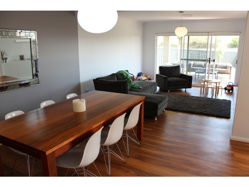 35 Cheviot Drive, Bathurst NSW 2795