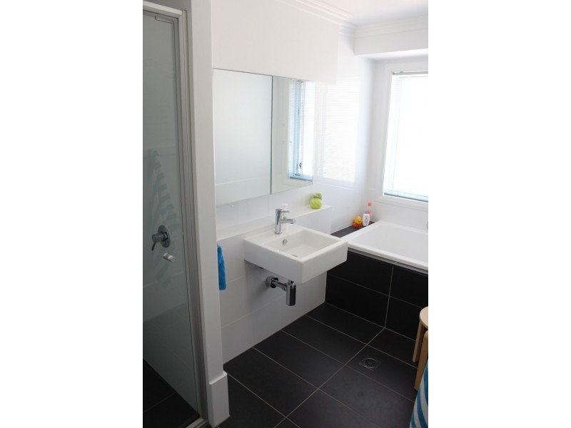 35 Cheviot Drive, Bathurst NSW 2795