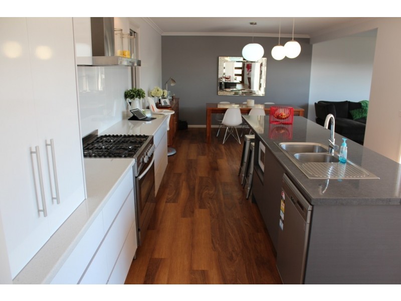 35 Cheviot Drive, Bathurst NSW 2795