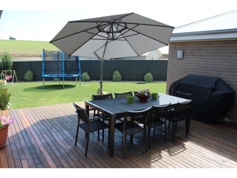 35 Cheviot Drive, Bathurst NSW 2795