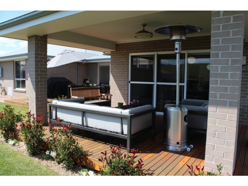 35 Cheviot Drive, Bathurst NSW 2795