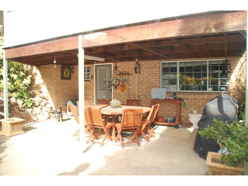 12 Tareena Avenue, Bathurst NSW 2795