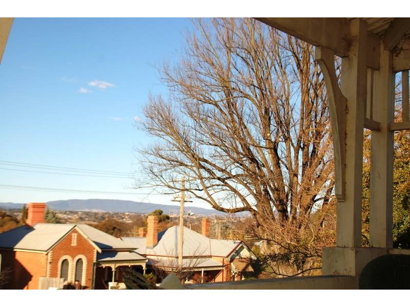 282 Russell Street, Bathurst NSW 2795