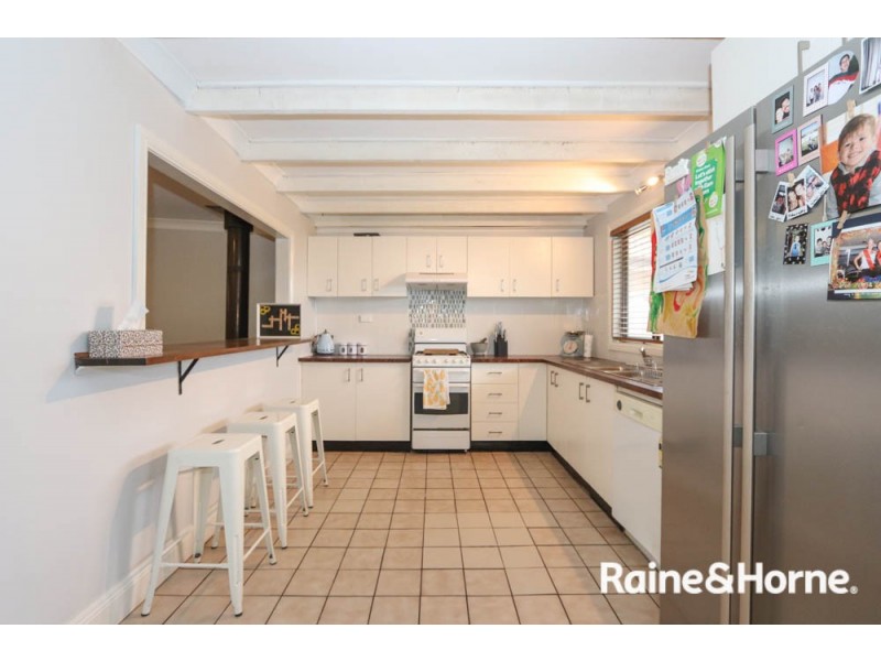 29 Lambert Street, Bathurst NSW 2795