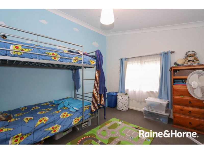 29 Lambert Street, Bathurst NSW 2795