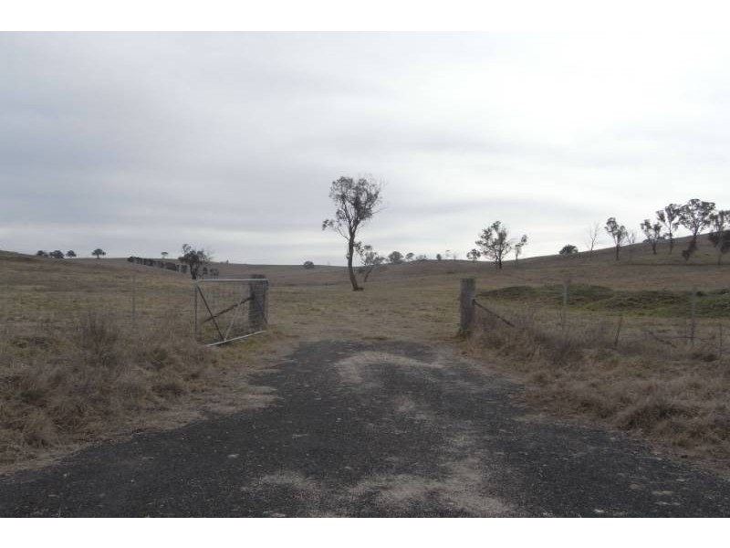 176 St Johns Road, Bathurst NSW 2795