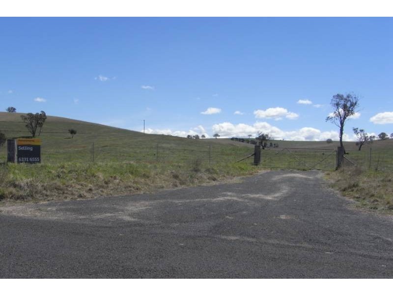 176 St Johns Road, Bathurst NSW 2795