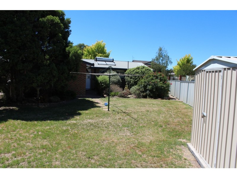 8 Abercrombie Drive, Bathurst NSW 2795