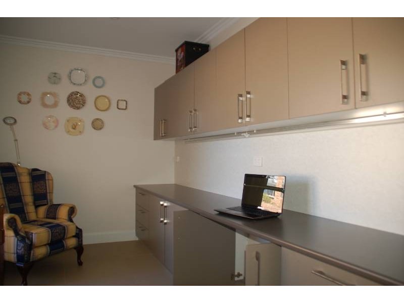 10 Blackwood Close, Bathurst NSW 2795