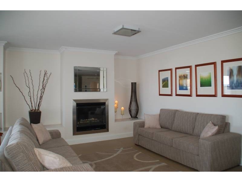 10 Blackwood Close, Bathurst NSW 2795