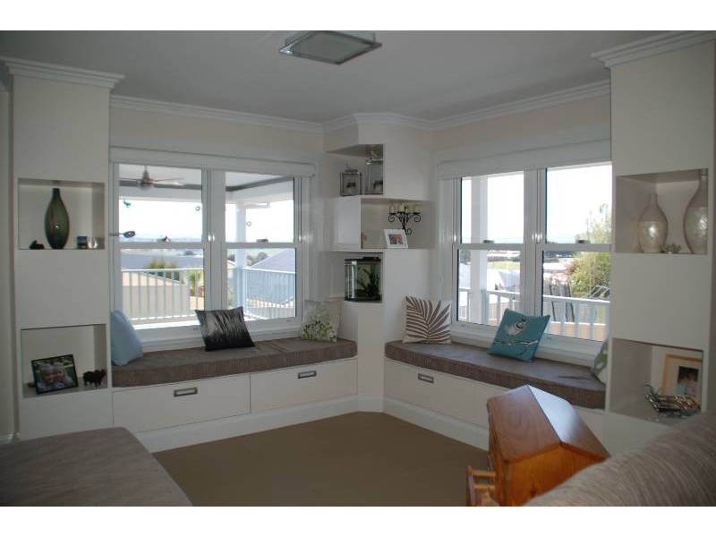 10 Blackwood Close, Bathurst NSW 2795