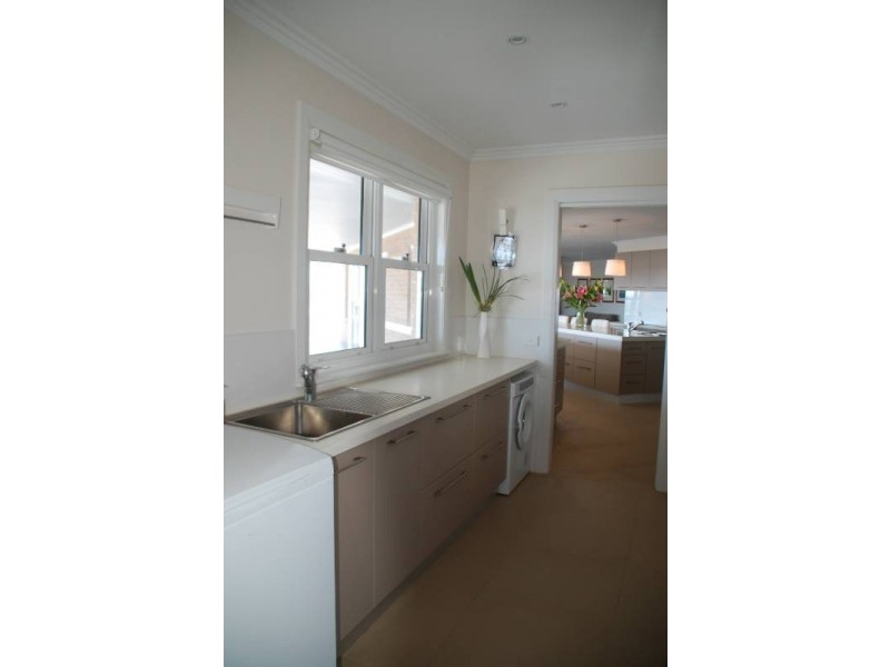 10 Blackwood Close, Bathurst NSW 2795