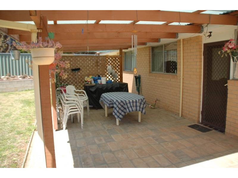6 Whiteman Place, Bathurst NSW 2795