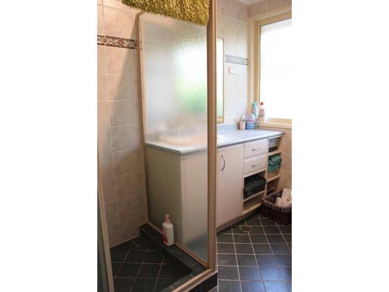 8 Northcott Drive, Bathurst NSW 2795