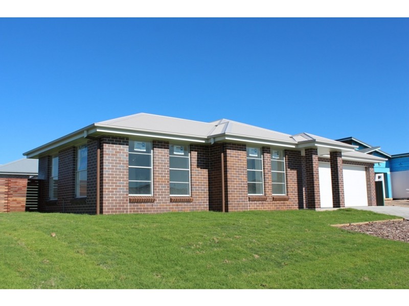 1 Mulley Close, Bathurst NSW 2795