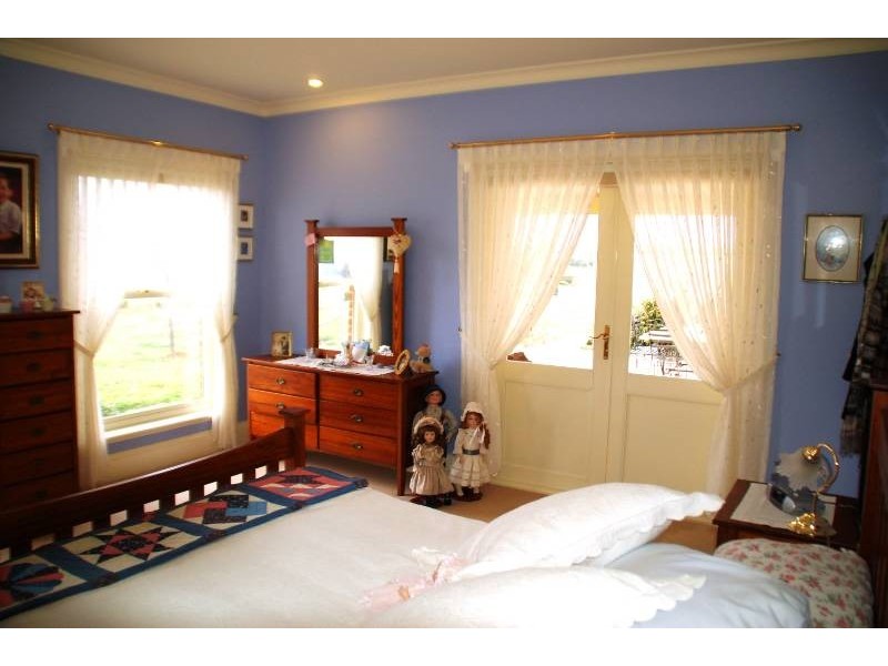 52 Frys Lane, Bathurst NSW 2795