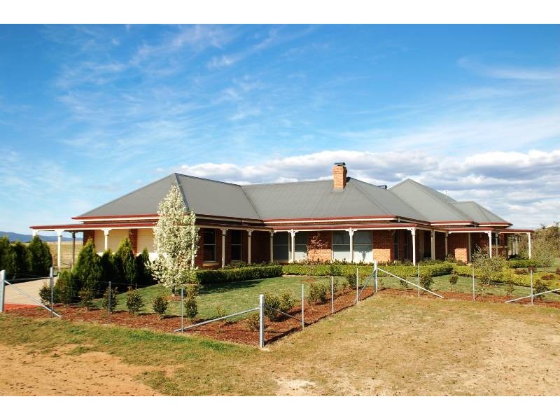 52 Frys Lane, Bathurst NSW 2795